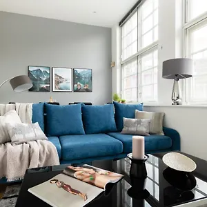 Modern And Spacious 3 Bed Next To The Shard , London United Kingdom
